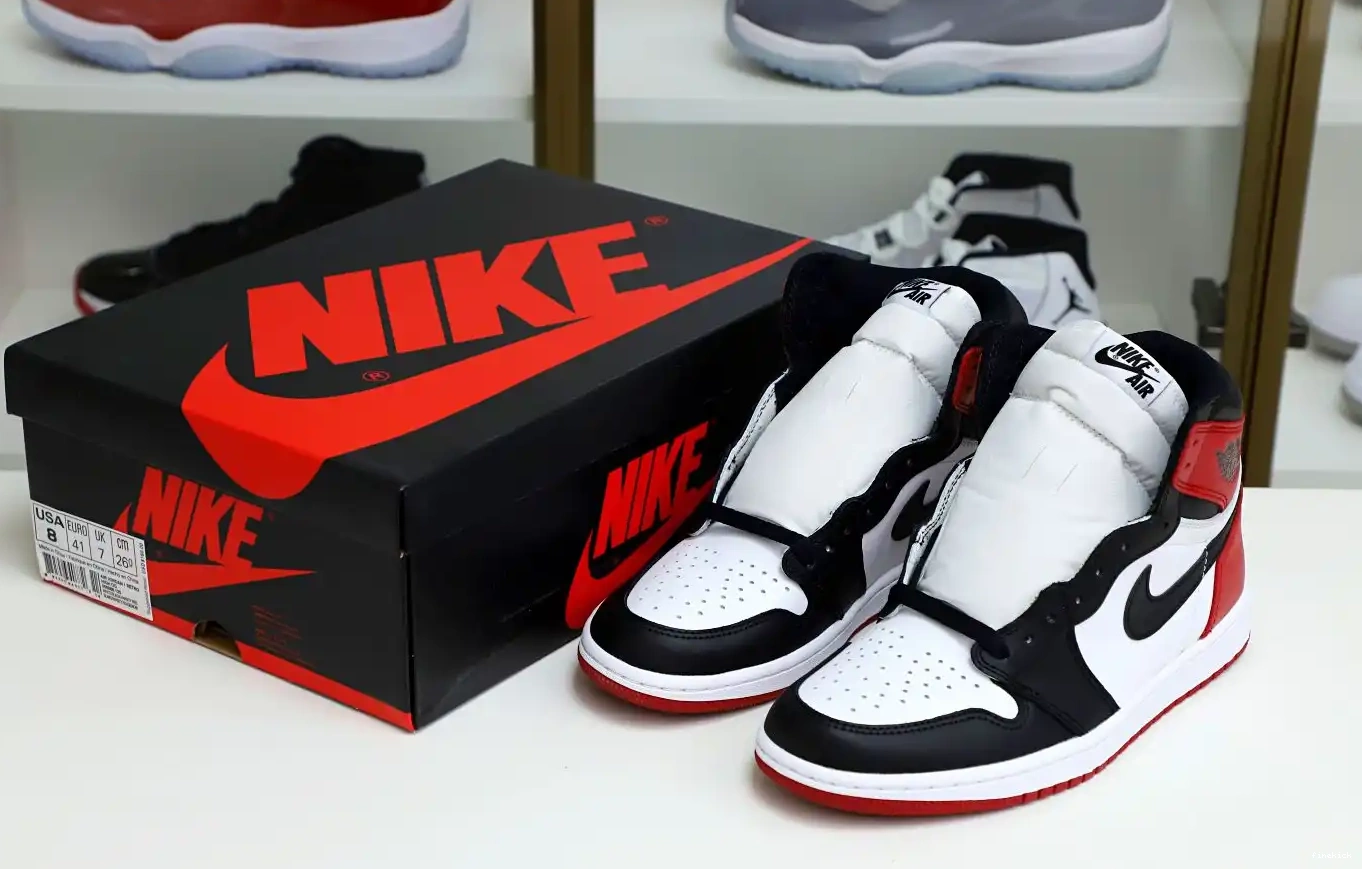 Toe Jordan Air Retro (2016) Black 1 0531